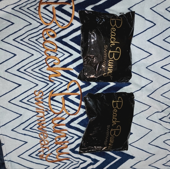 Beach Bunny NWT gold white xl swimsuit - Picture 10 of 11